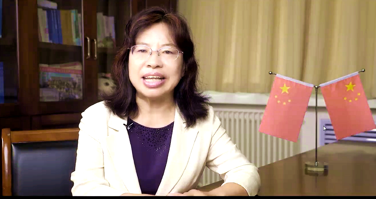 播放了平頂山學(xué)院蘇曉紅院長的視頻發(fā)言.png